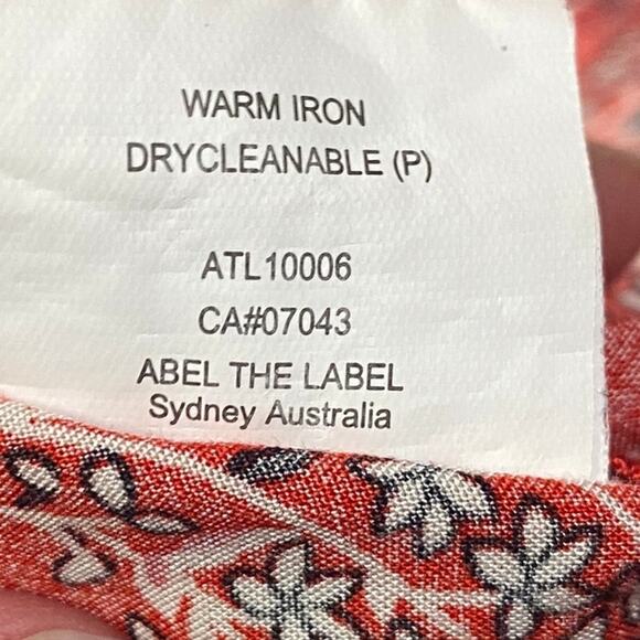 Abel the Label Lola Dress Floral Print High Low Midi Button Front Red Womens M - Picture 8 of 9